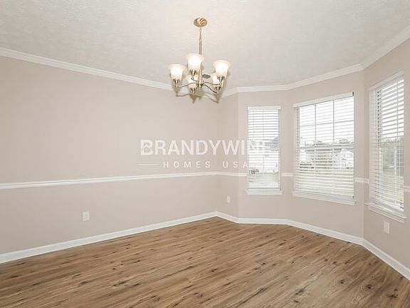 3rd image of 2732 Brandon Lake Dr