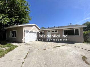 7555 Sweetfern Way, Sacramento, CA