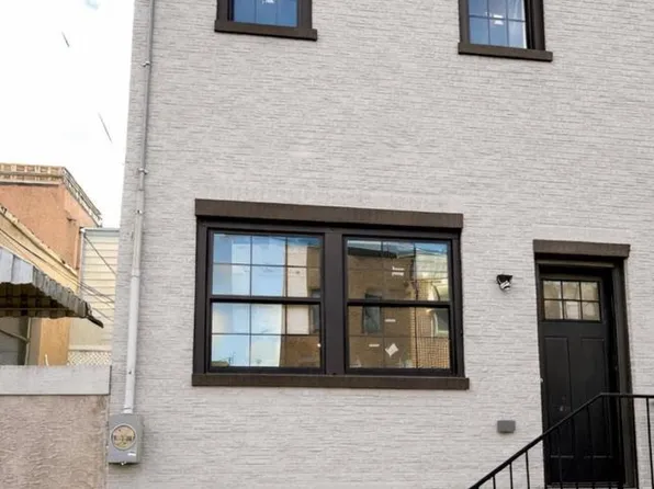 1302 Moore St, Philadelphia, PA 19148
