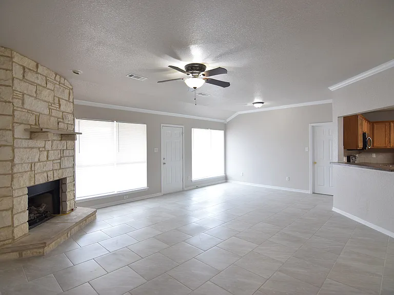 2403 Jake Dr — Photo 8