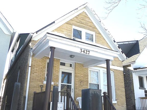 3rd image of 3427 W Beach Ave
