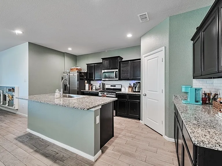 8305 Twisted Pine Way — Photo 9