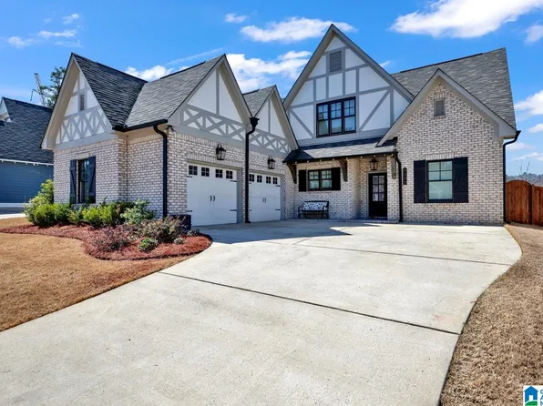 4045 Langston Ford Dr, Hoover, AL 35244