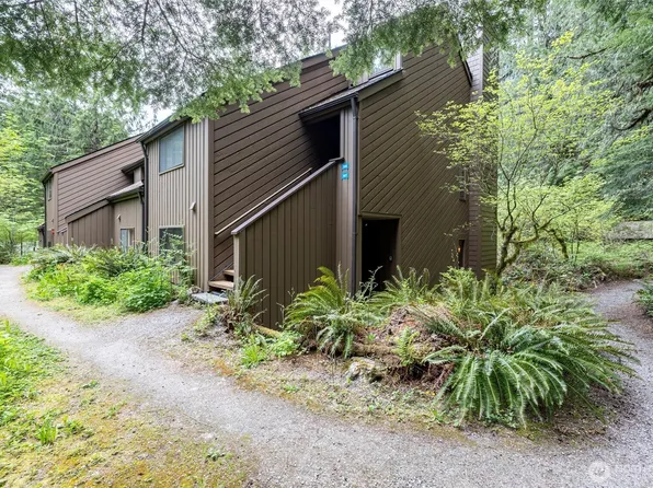 10500 Mount Baker Highway #307, Glacier, WA 98244