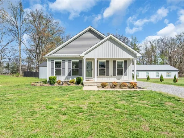 778 Foster Rd, Smithville, TN 37166