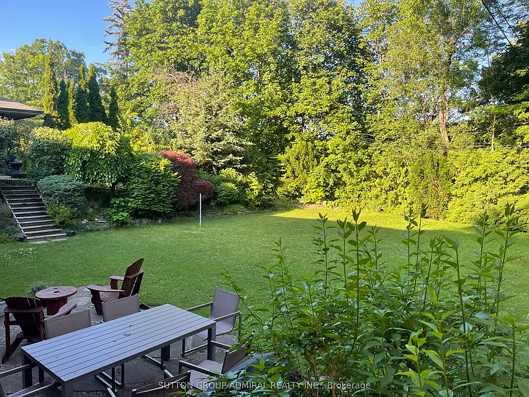 3 Hilldowntree Rd — Photo 9