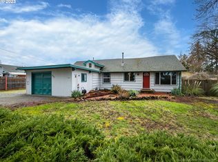 663 Fairview Dr, Springfield, OR 97477