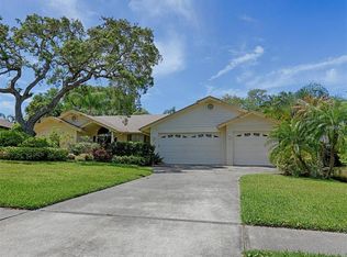 14112 Kensington Oak Pl, Largo, FL 33774