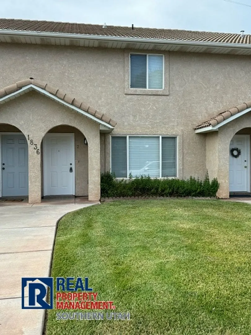Dixie Downs Townhouse — Photo 1