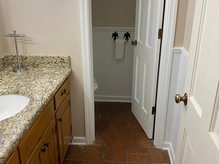 63 Shady Glen Rd — Photo 5