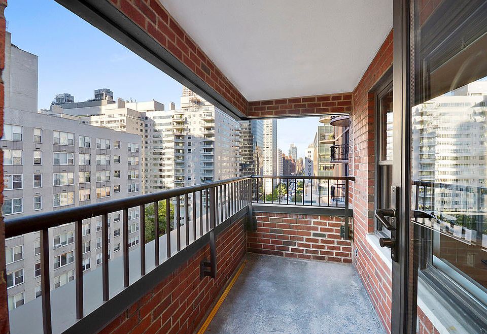 1st image of 1222 2nd Ave #15A