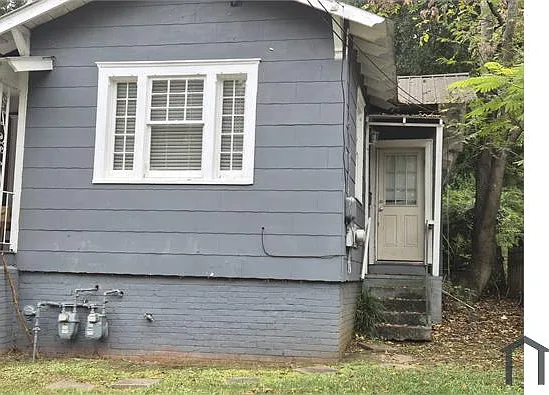1 bed, 800 sqft, $1,300 — Photo 2