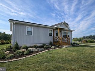 613 Airport Rd, Luray, VA 22835