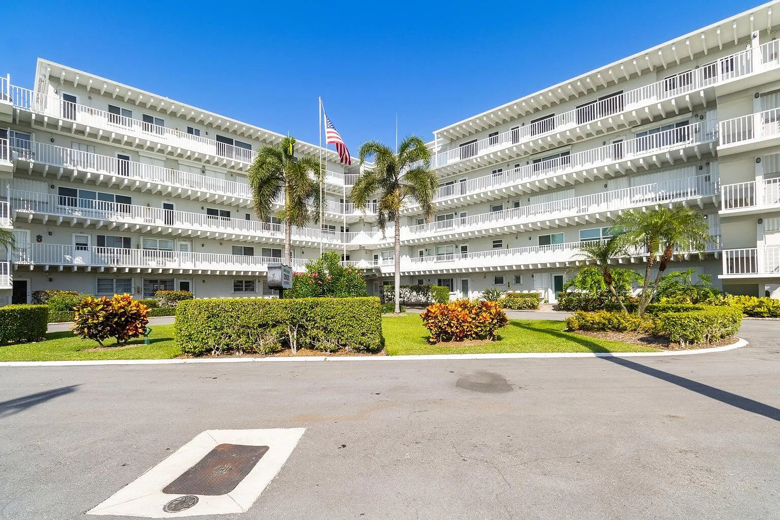 1 bed, 1.0 bath, 550 sqft, $1,850 — Photo 3