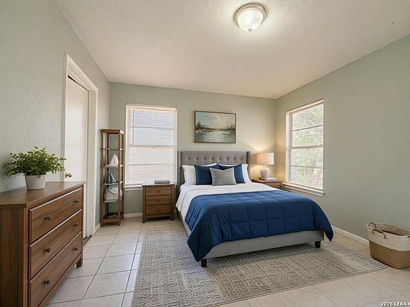 5th image of 243 MAPLEWOOD LN