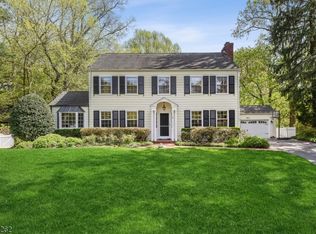 54 Valley View Ave, Summit, NJ 07901