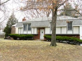 18 NE 88th Ter, Kansas City, MO 64155