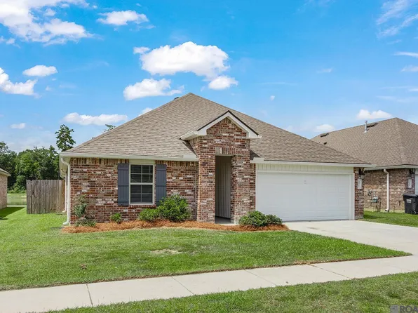 35517 Grovemont Dr, Walker, LA 70785