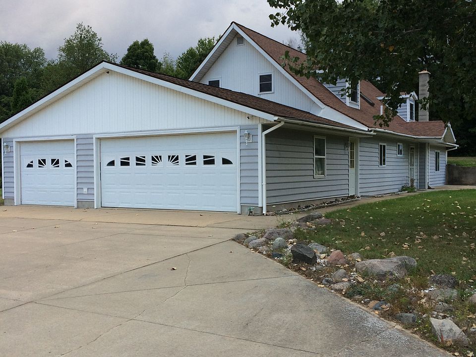 1st image of 16830 Bass Lake Ave NE