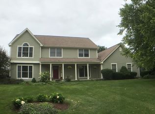 218 Hawthorne Ct, Dundee, IL