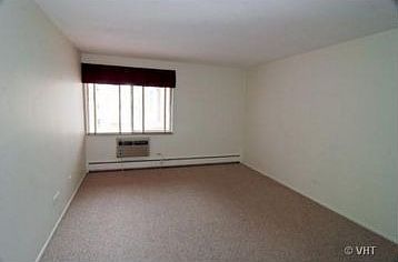 5th image of 203 N Kenilworth Ave APT 2D