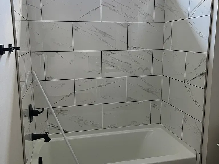 Master tub/shower