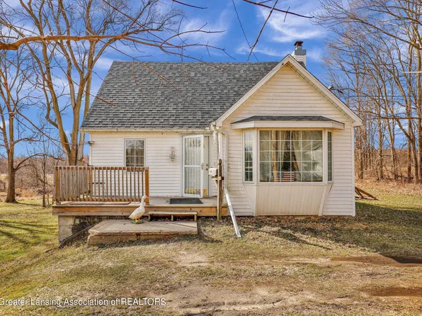 2369 N Gunn Rd, Holt, MI 48842