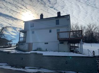 75 Beech St, Muse, PA 15350