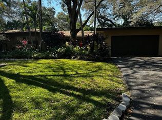 5850 SW 37th Ave, Fort Lauderdale, FL 33312