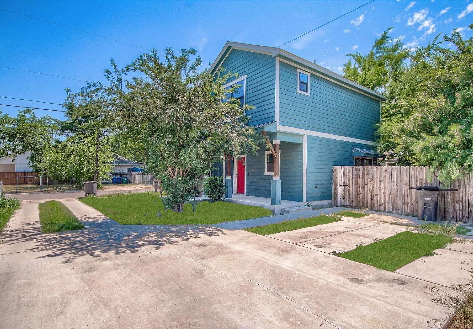 2 bed, 2.5 bath, 1244 sqft, $1,485 — Photo 2