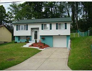 1st image of 24 W White Oak Dr