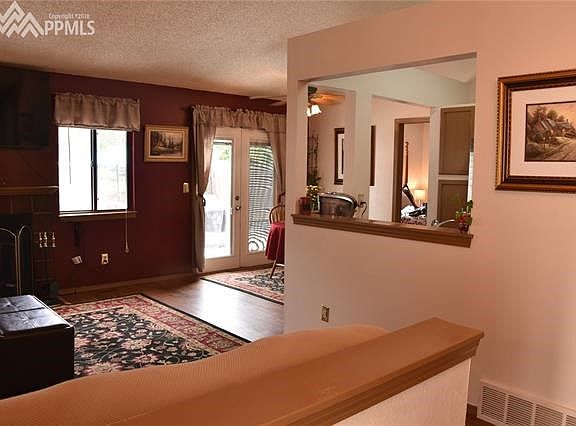 3rd image of 6670 Zermatt Dr