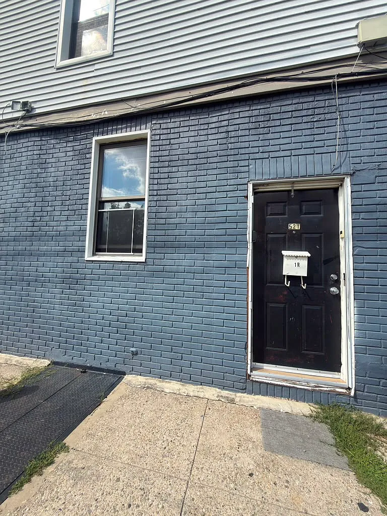 1 bed, $1,650 — Photo 1