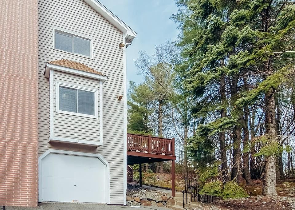 1st image of 51 Aurora Ln #92C