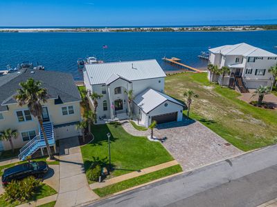 582 Radiant Cir, Mary Esther, FL, 32569
