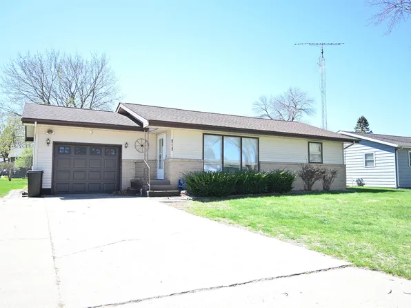 949 7th St, Lake View, IA 51450