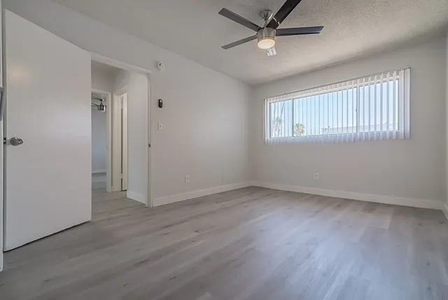 4060 Stevely Ave #19 — Photo 13