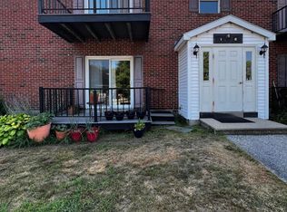 4 Academy Pl APT 1, Saco, ME 04072