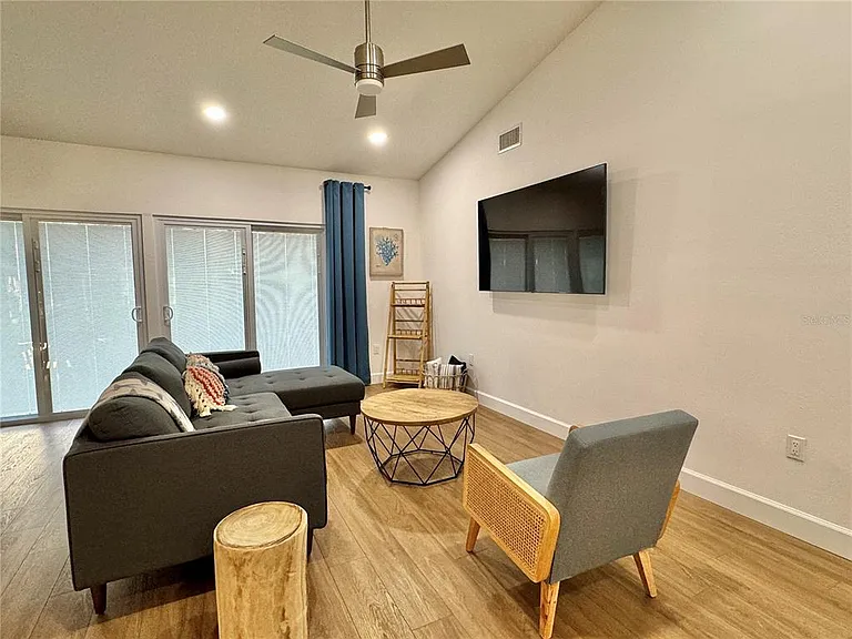 3409 45th St W — Photo 21
