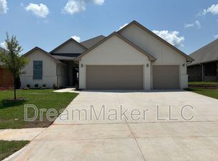 3026 Hollow Crest Ln, Norman, OK 73071