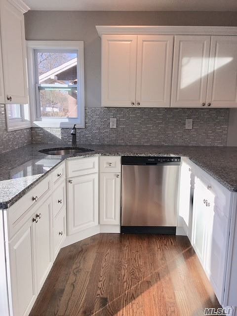 1st image of 54 Locust Dr