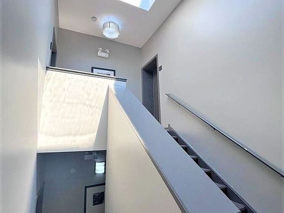 5th image of 4500 S King Dr APT 2S