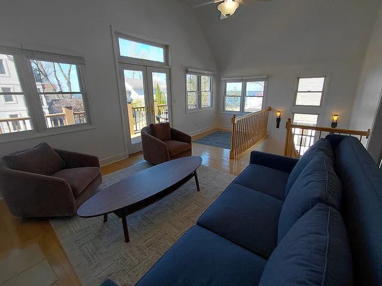 209 Park St — Photo 7