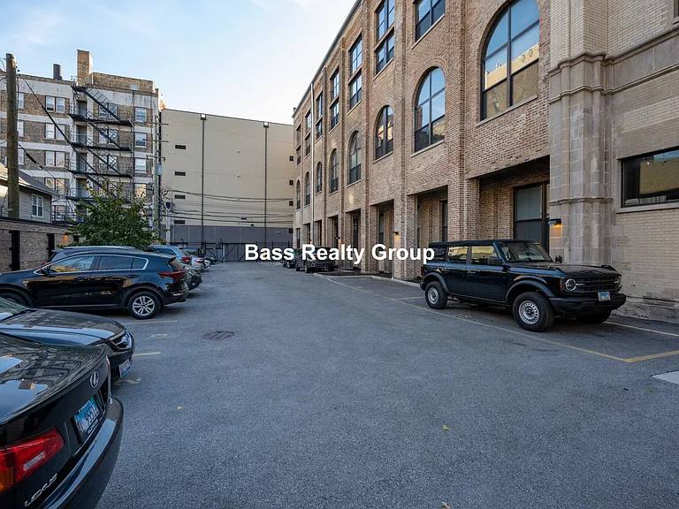 5021 N Kenmore Ave #204 — Photo 21