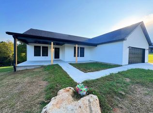 210 Sandberg Ln, Bedford, IN 47421