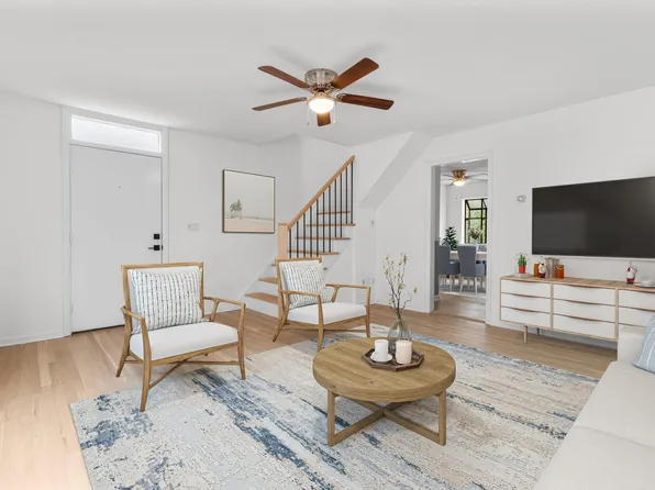 11 Willowbrook Court #11, Stamford, CT 06902