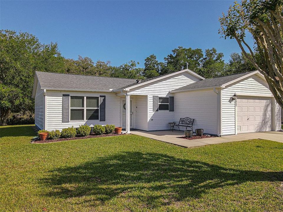 1st image of 16852 SE 96TH CHAPELWOOD CIRCLE