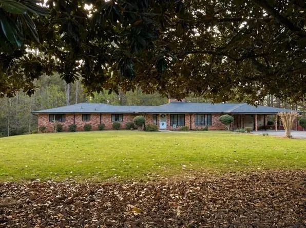 4671 Dogwood Dr, Acworth, GA 30101