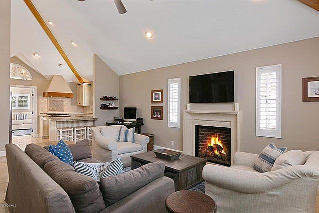 2nd image of 1156 Kingston Ln