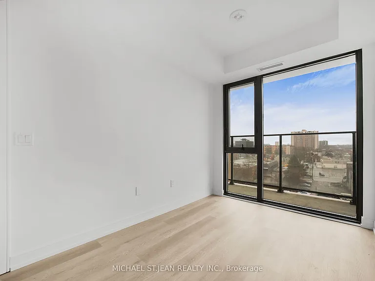 1 Jarvis St #726 — Photo 25